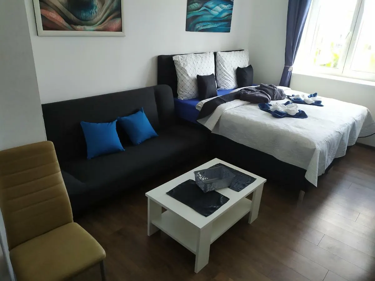 Bluestars Family Apartment Karlovy Vary 0*,