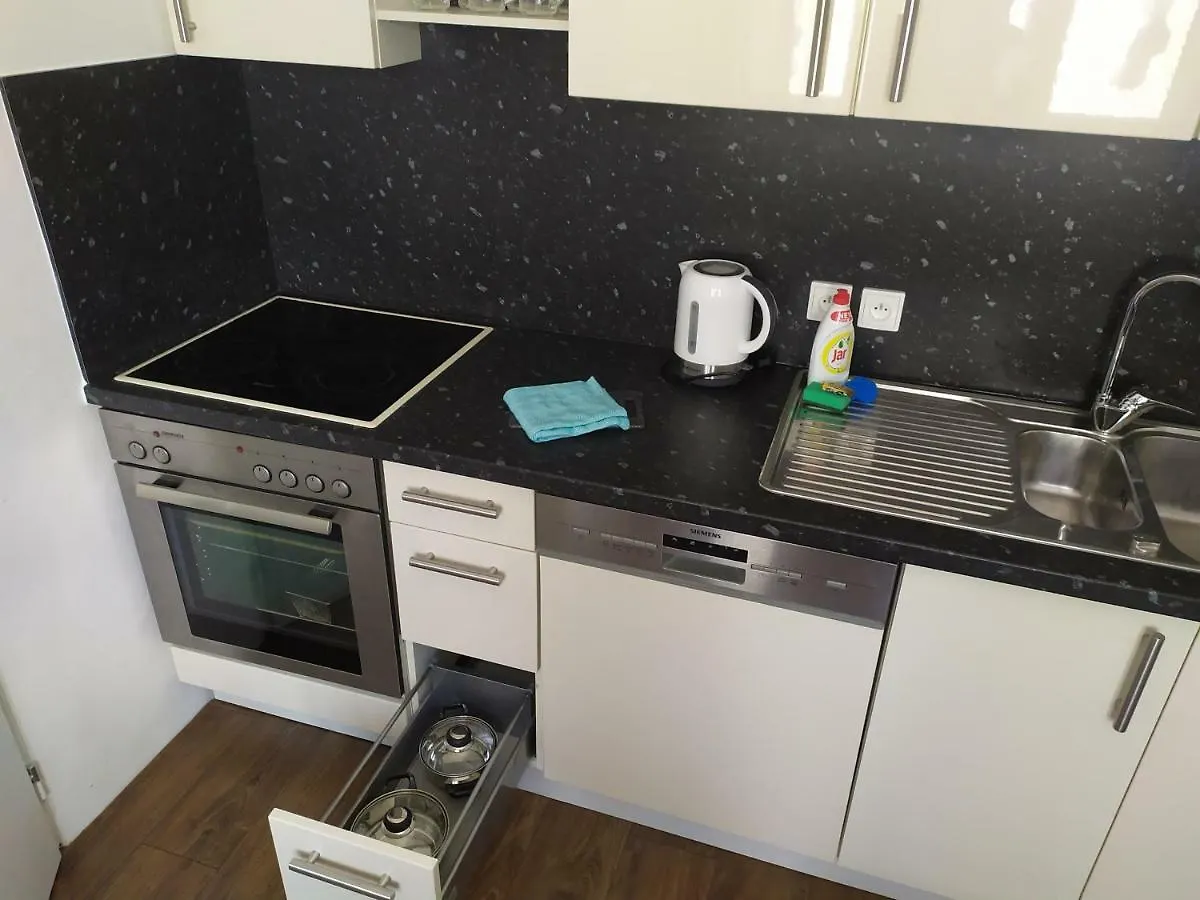 Bluestars Family Apartment Karlovy Vary 0*,  Czech Republic